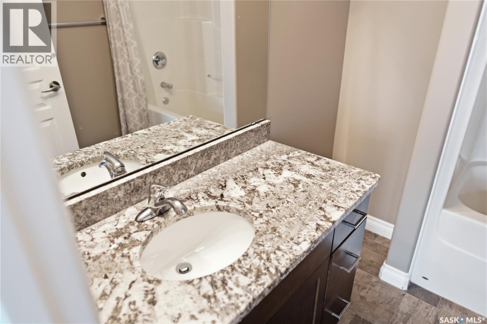 205 3702 Haughton Road, Regina, Saskatchewan  S4V 3K1 - Photo 23 - SK044054