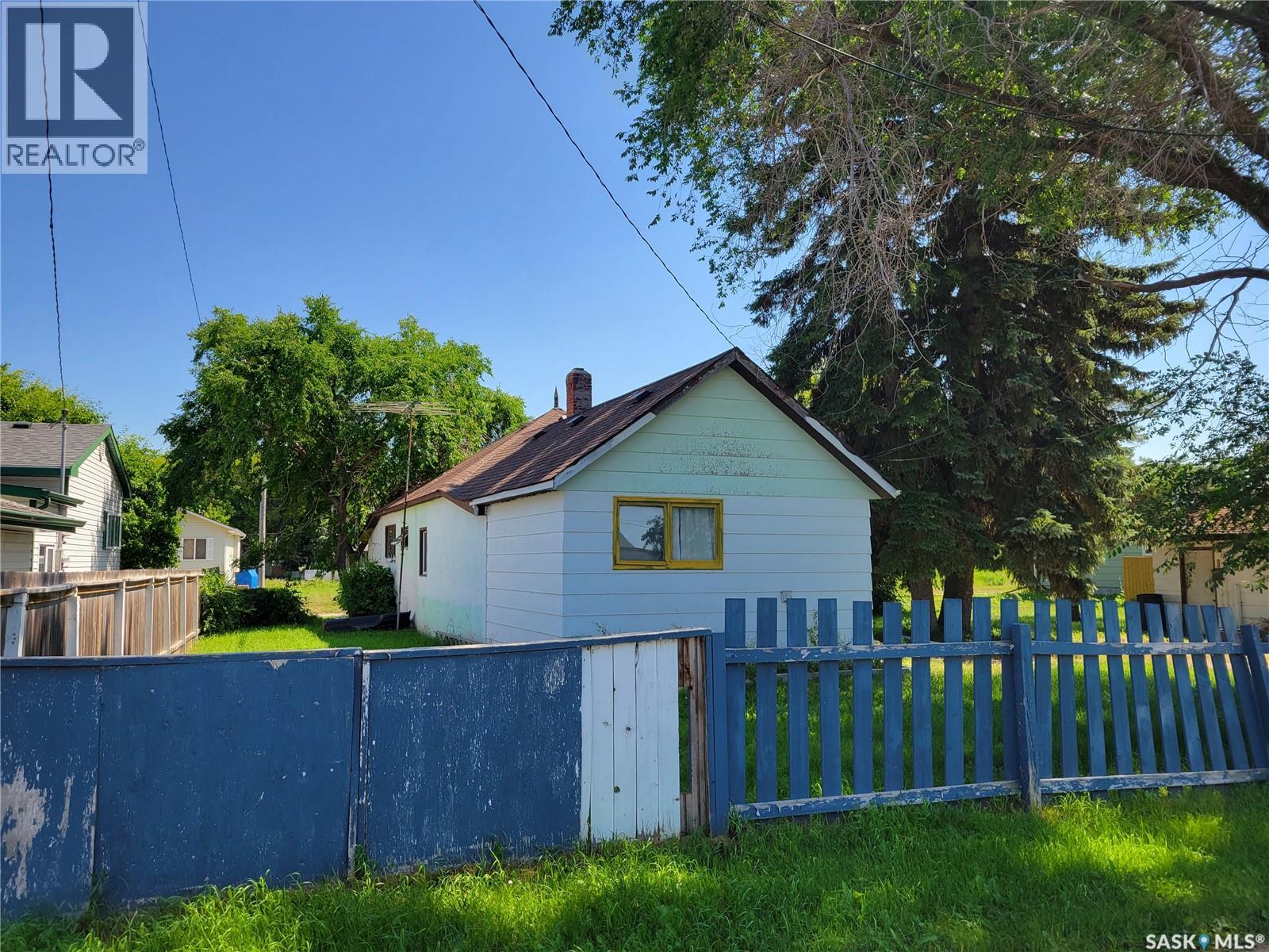 34 Bantry Street, Lanigan, Saskatchewan  S0K 2M0 - Photo 5 - SK043993
