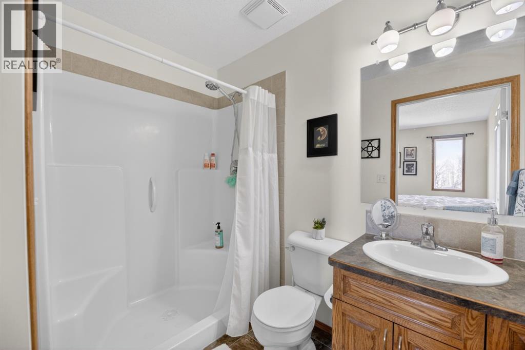 505 1 Street NW, Linden, Alberta  T0M 1J0 - Photo 17 - A2302381