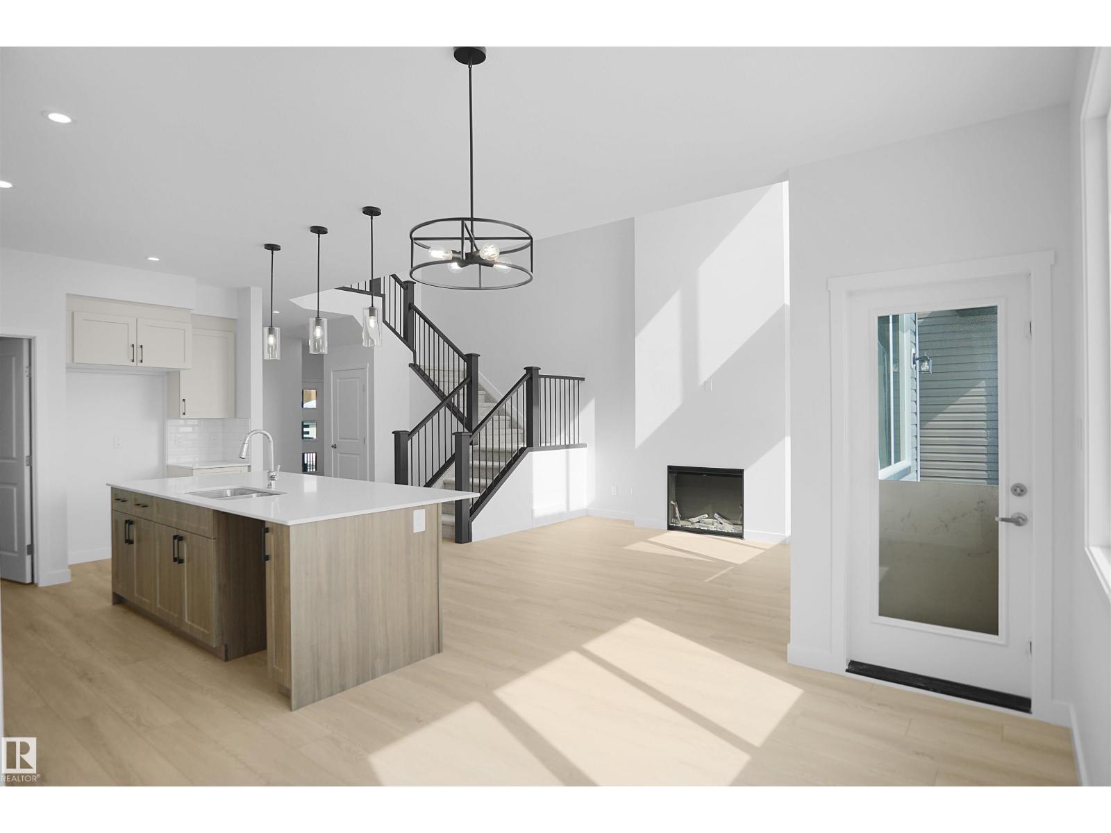 7239 182 Av NW, Edmonton, Alberta  T5Z 0V6 - Photo 9 - E4501651