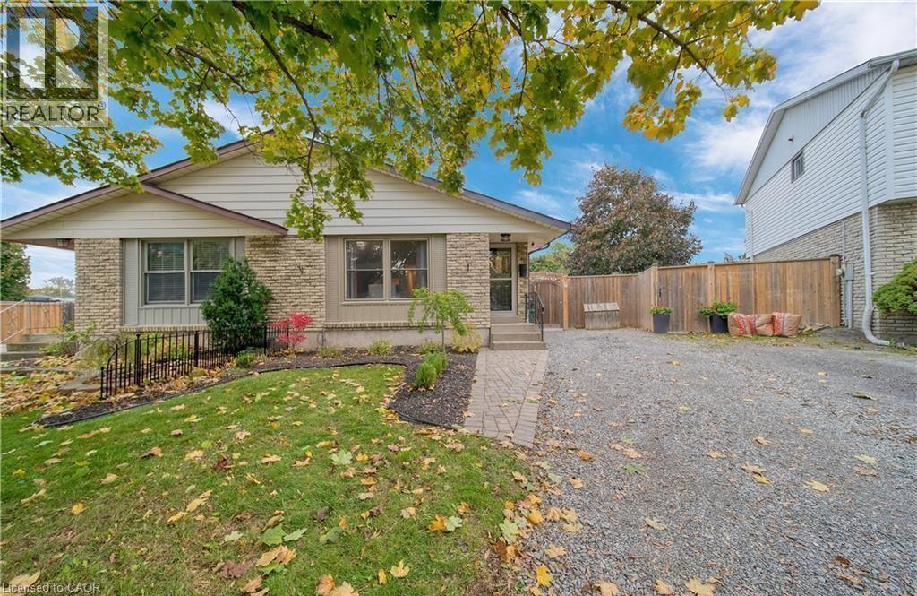 6 BARDADYN Court, St. Catharines, Ontario