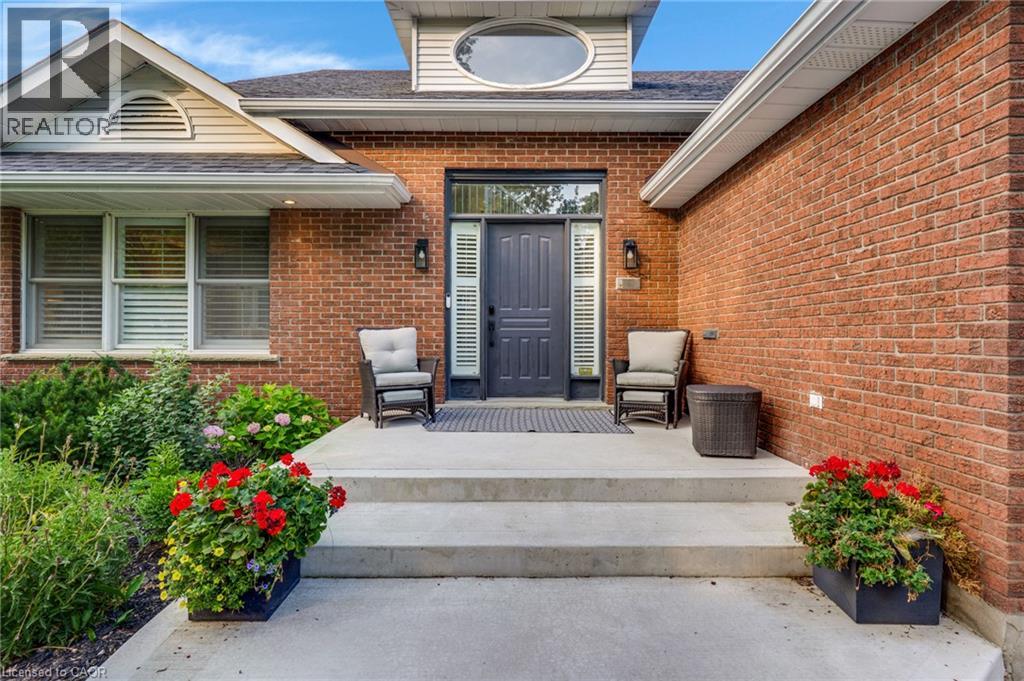 600 Coppercroft Court, Waterloo, Ontario  N2K 3M2 - Photo 4 - 40847692