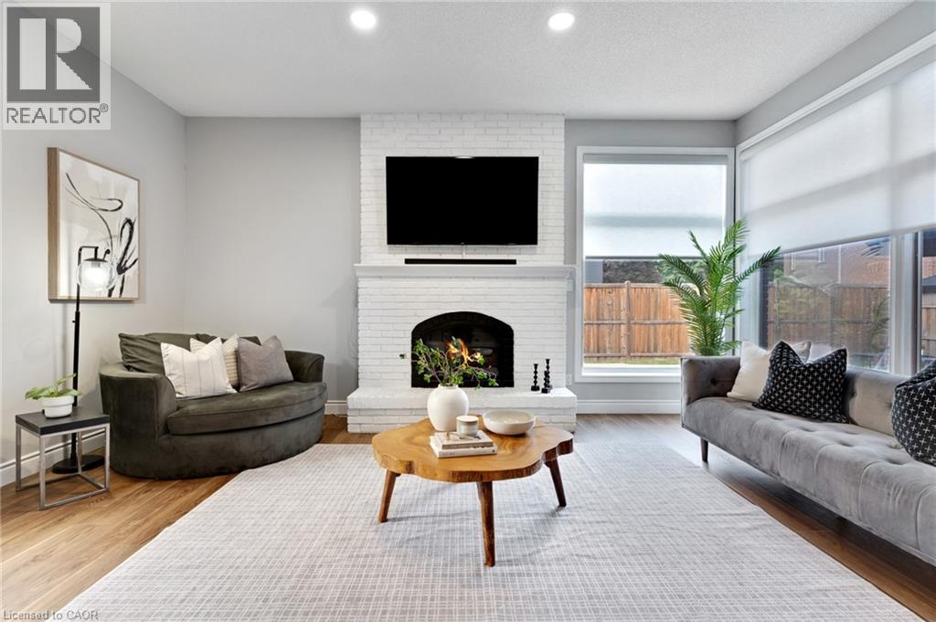 600 Coppercroft Court, Waterloo, Ontario  N2K 3M2 - Photo 5 - 40847692