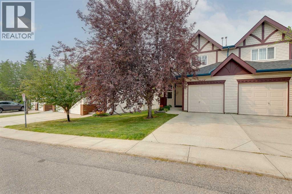 17 Country Village Circle NE, Calgary, Alberta  T3K 5X3 - Photo 2 - A2333585
