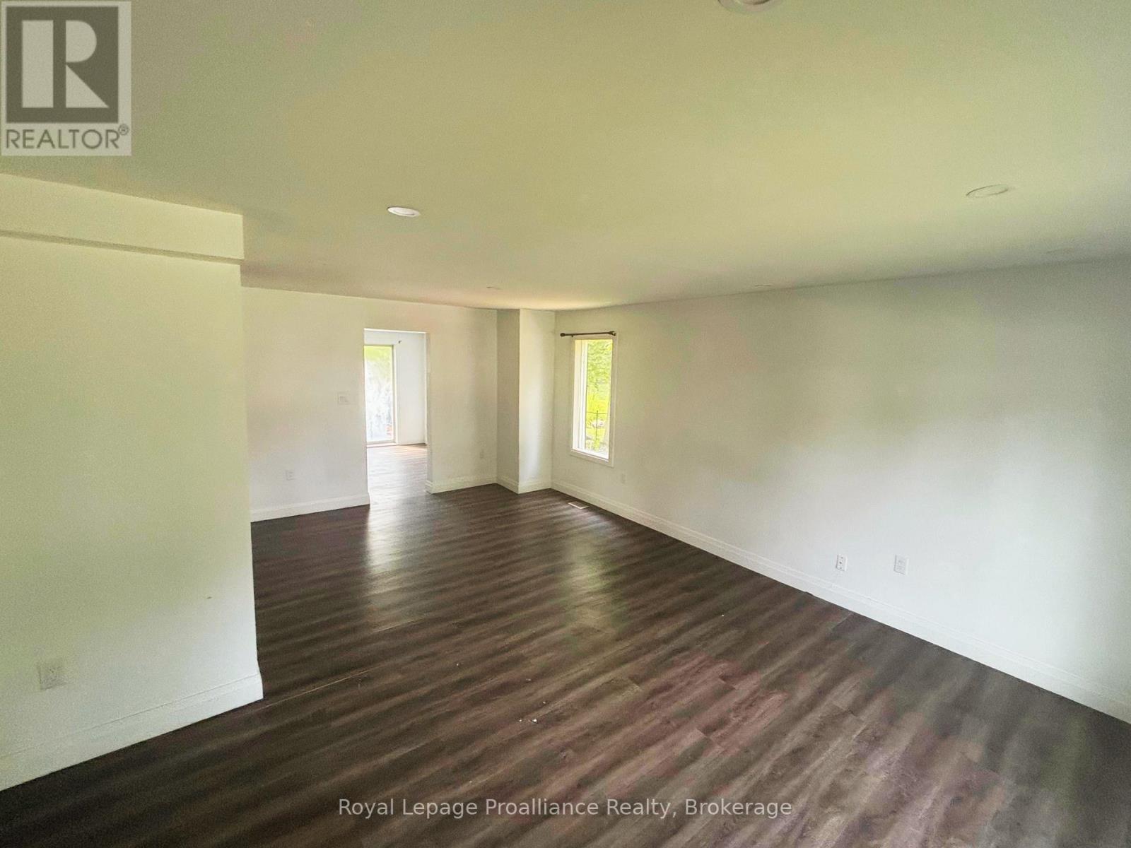 18 Ritchie Avenue, Belleville, Ontario  K8P 3V9 - Photo 3 - X13626792