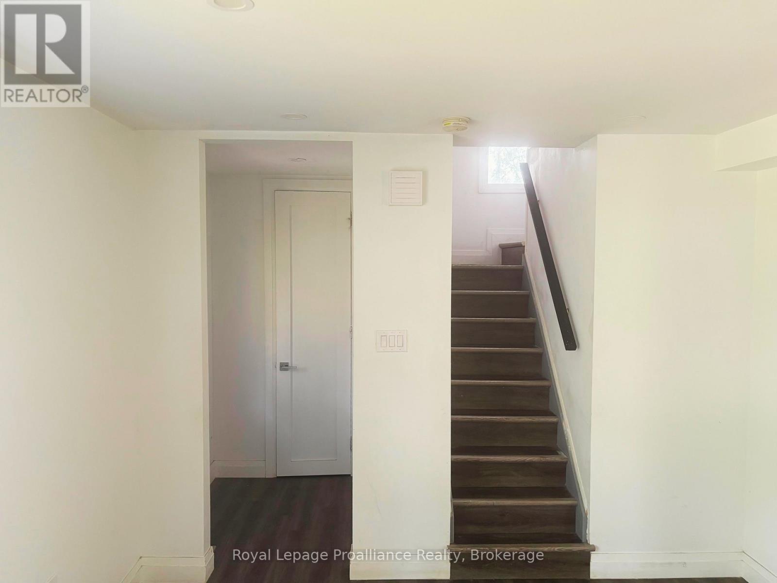 18 Ritchie Avenue, Belleville, Ontario  K8P 3V9 - Photo 4 - X13626792