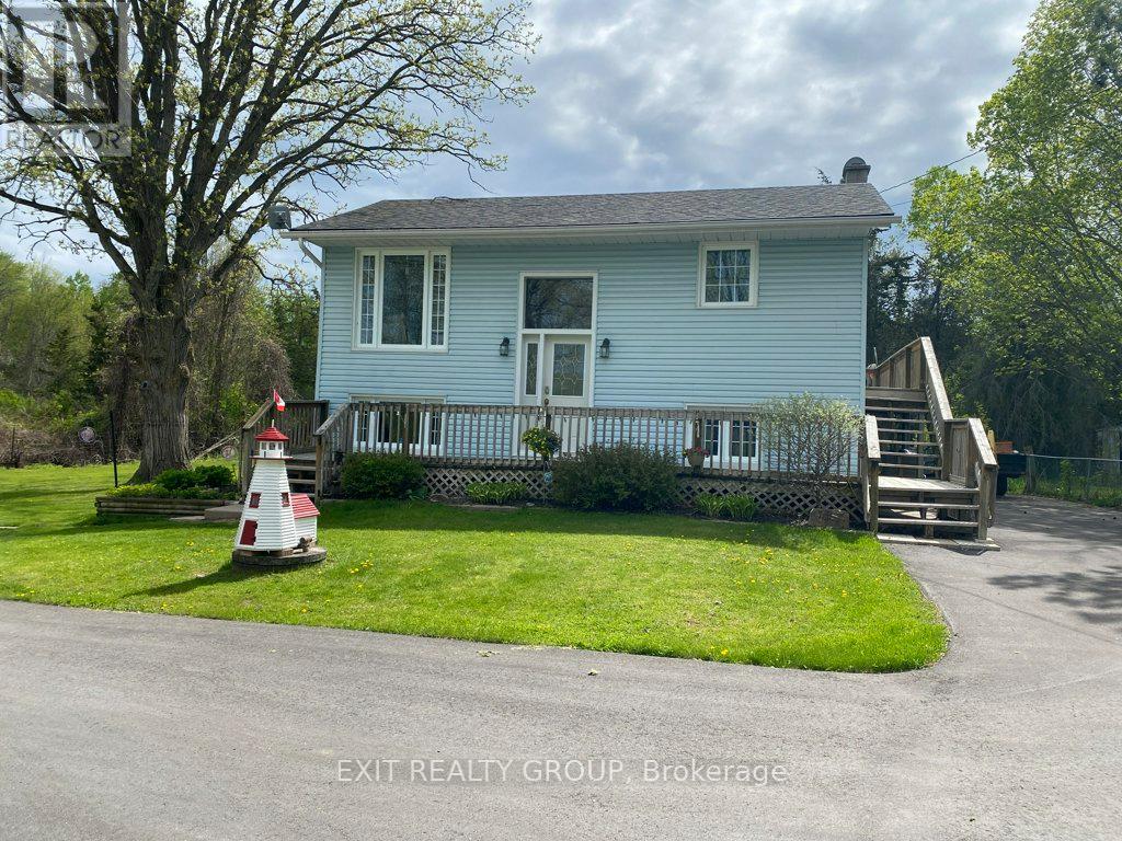 87 BERNARD LONG ROAD, Quinte West, Ontario