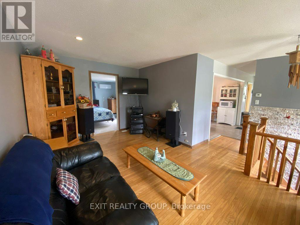 87 Bernard Long Road, Quinte West, Ontario  K8V 5P6 - Photo 10 - X13626838