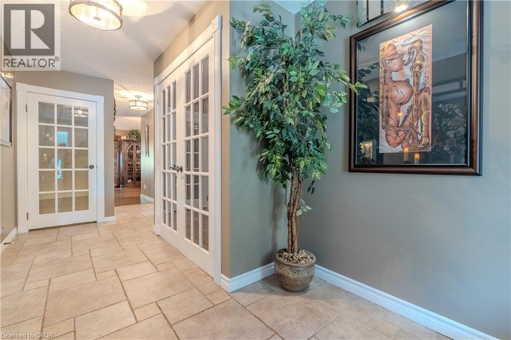 68 Georgian Street, Kitchener, Ontario  N2B 3P4 - Photo 3 - 40846854