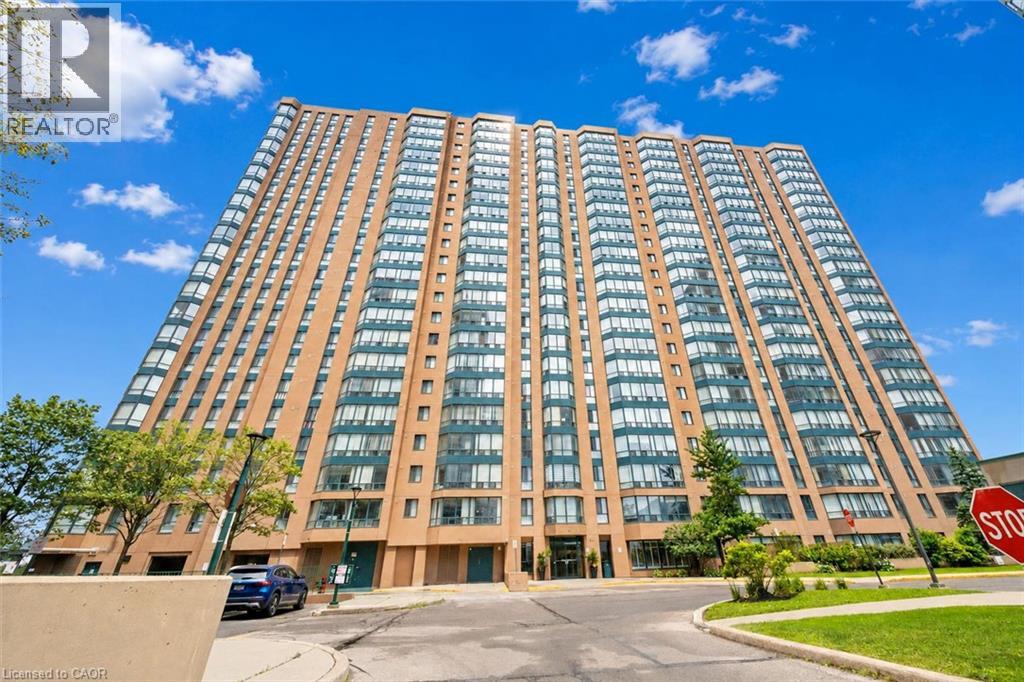 155 HILLCREST Avenue Unit# 302, Mississauga, Ontario