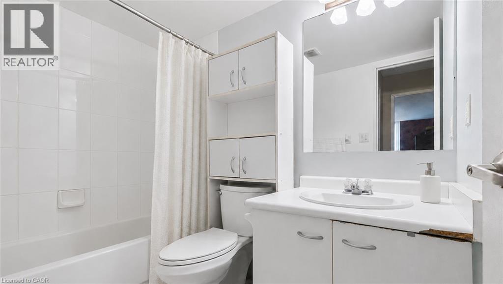 155 Hillcrest Avenue Unit# 302, Mississauga, Ontario  L5B 3Z2 - Photo 10 - 40849347