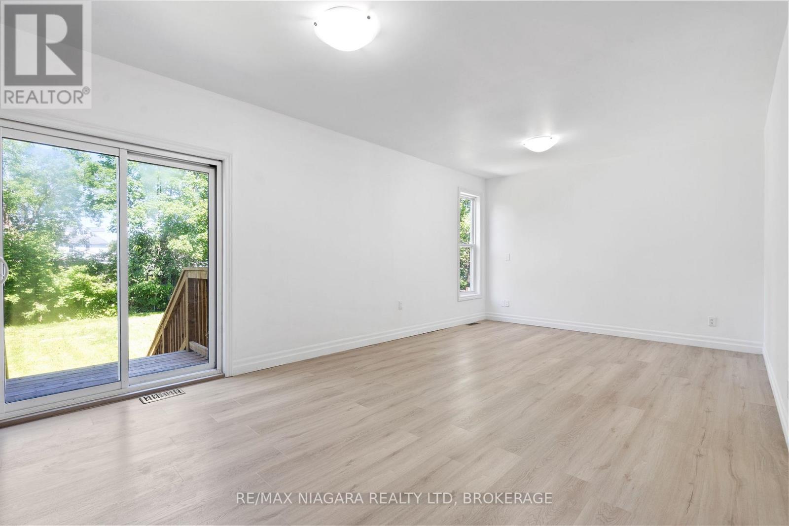 46a Pelham Road, St. Catharines, Ontario  L2S 1R4 - Photo 3 - X13626782
