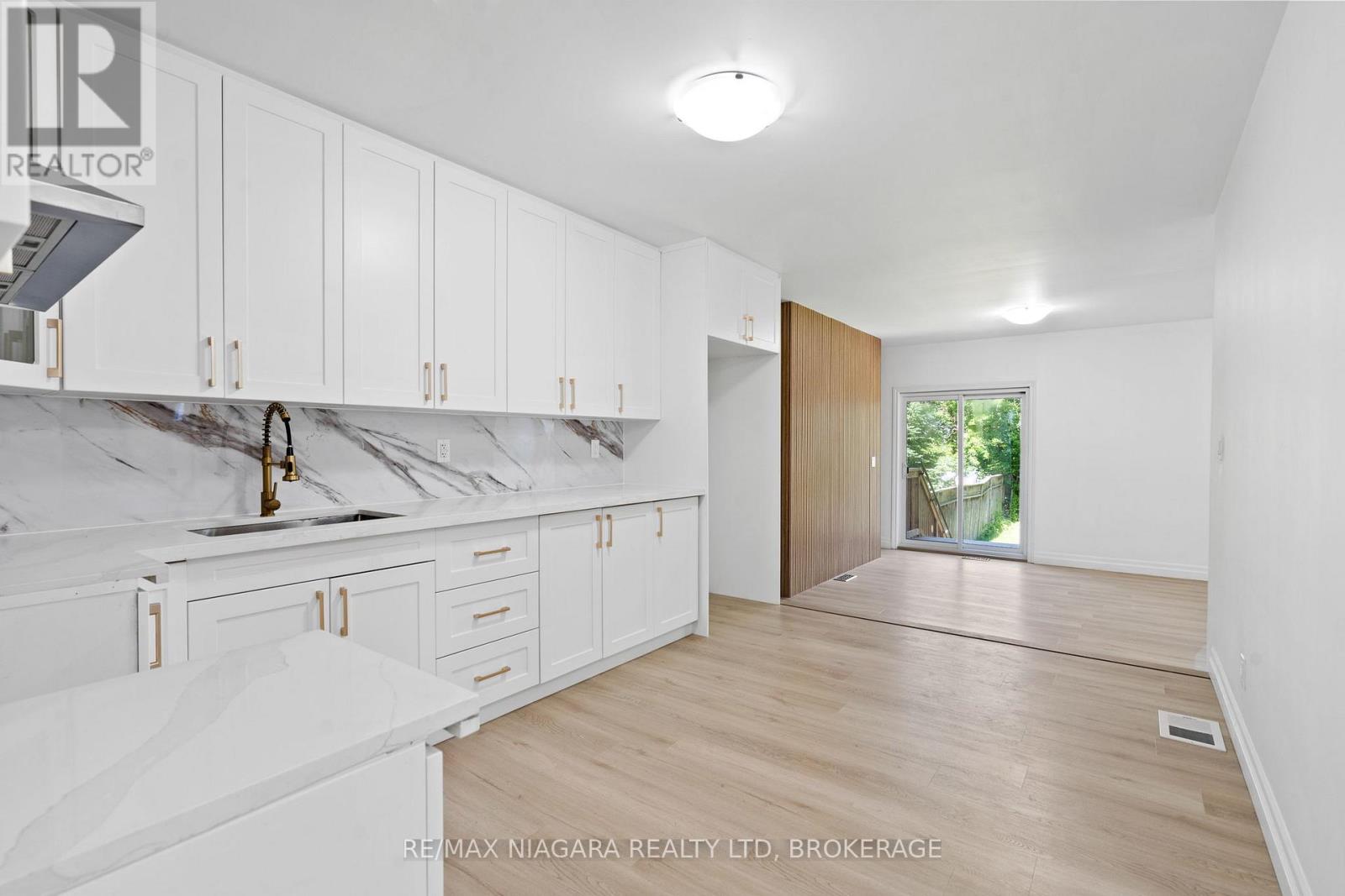 46a Pelham Road, St. Catharines, Ontario  L2S 1R4 - Photo 4 - X13626782