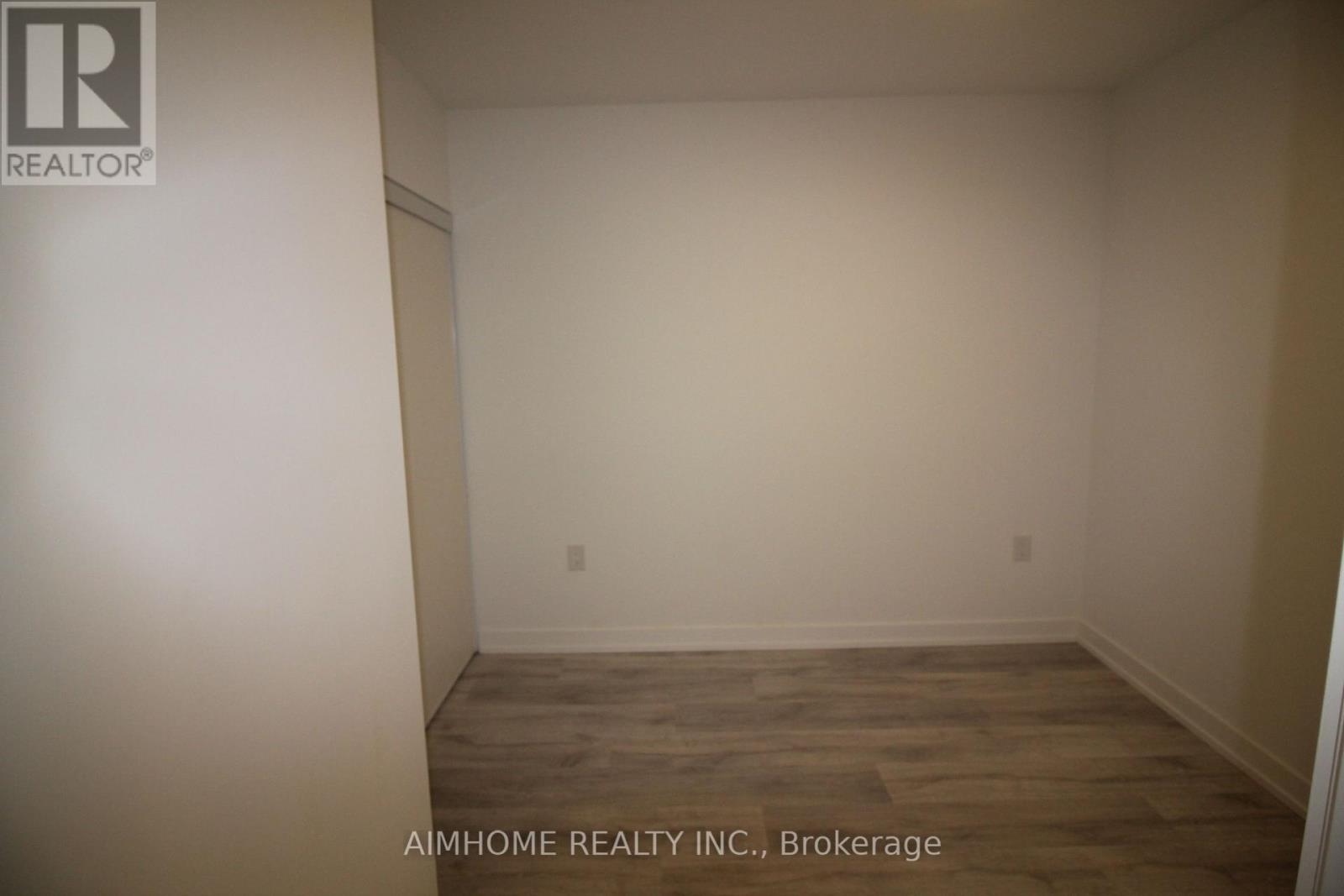 N629 - 7 Golden Lion Heights, Toronto, Ontario  M2M 0C1 - Photo 8 - C13626734