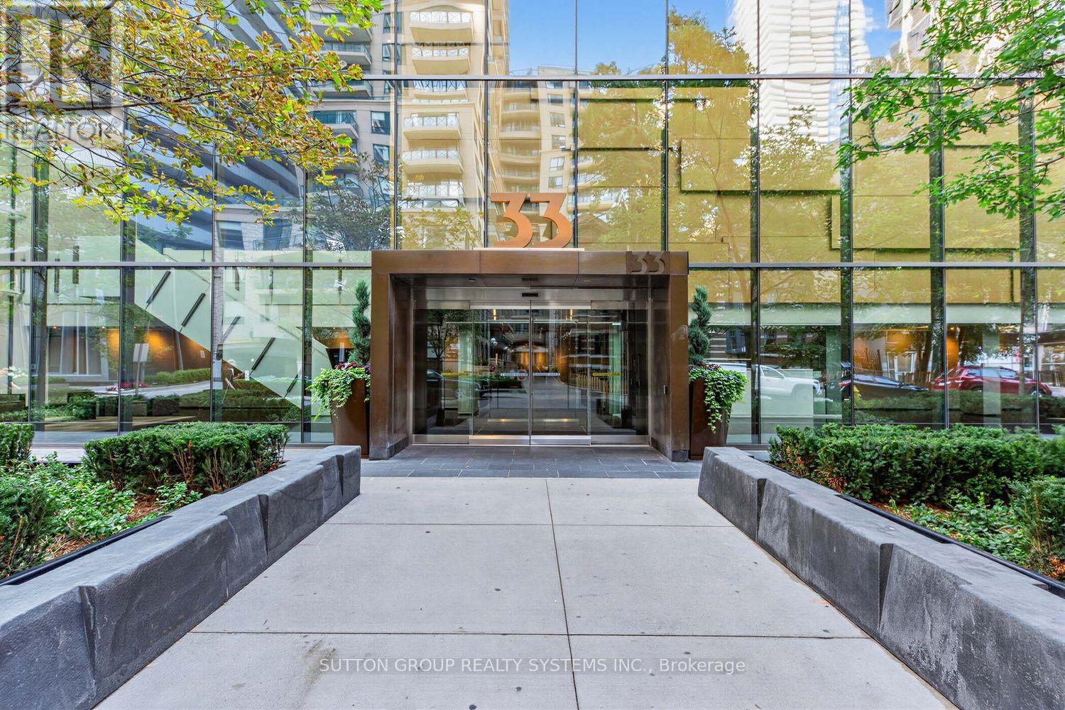 1406 - 33 CHARLES STREET E, Toronto, Ontario
