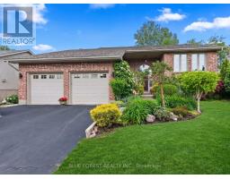 29 VILLAGE GATE CRESCENT, Thames Centre, Ontario