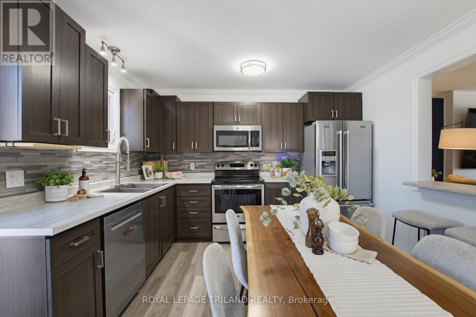 146 Golfdale Crescent, London South, Ontario  N6C 5X3 - Photo 13 - X13625798