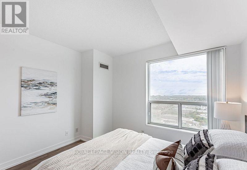 3308 - 38 Lee Centre Drive, Toronto, Ontario  M1H 3J7 - Photo 11 - E13626748