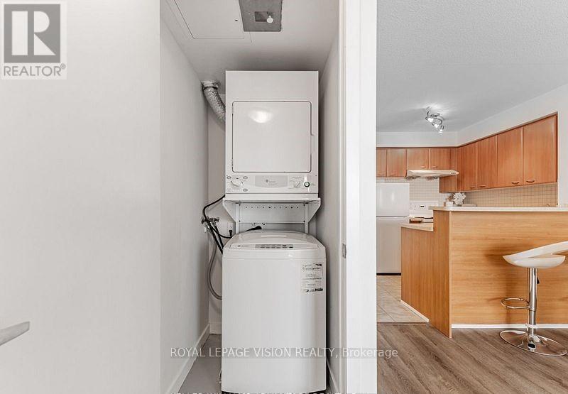3308 - 38 Lee Centre Drive, Toronto, Ontario  M1H 3J7 - Photo 19 - E13626748
