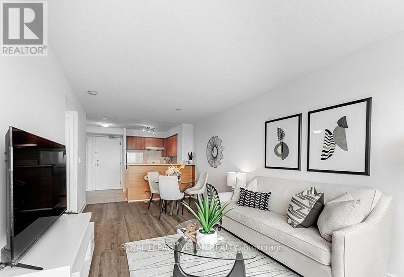 3308 - 38 Lee Centre Drive, Toronto, Ontario  M1H 3J7 - Photo 6 - E13626748