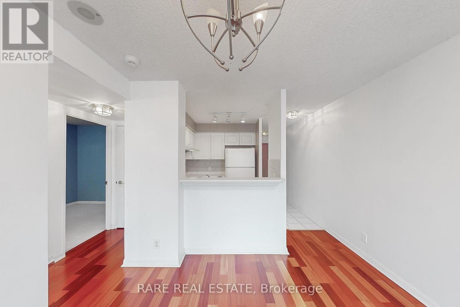 1016 - 11 Lee Centre Drive, Toronto, Ontario  M1H 3J5 - Photo 3 - E13626872