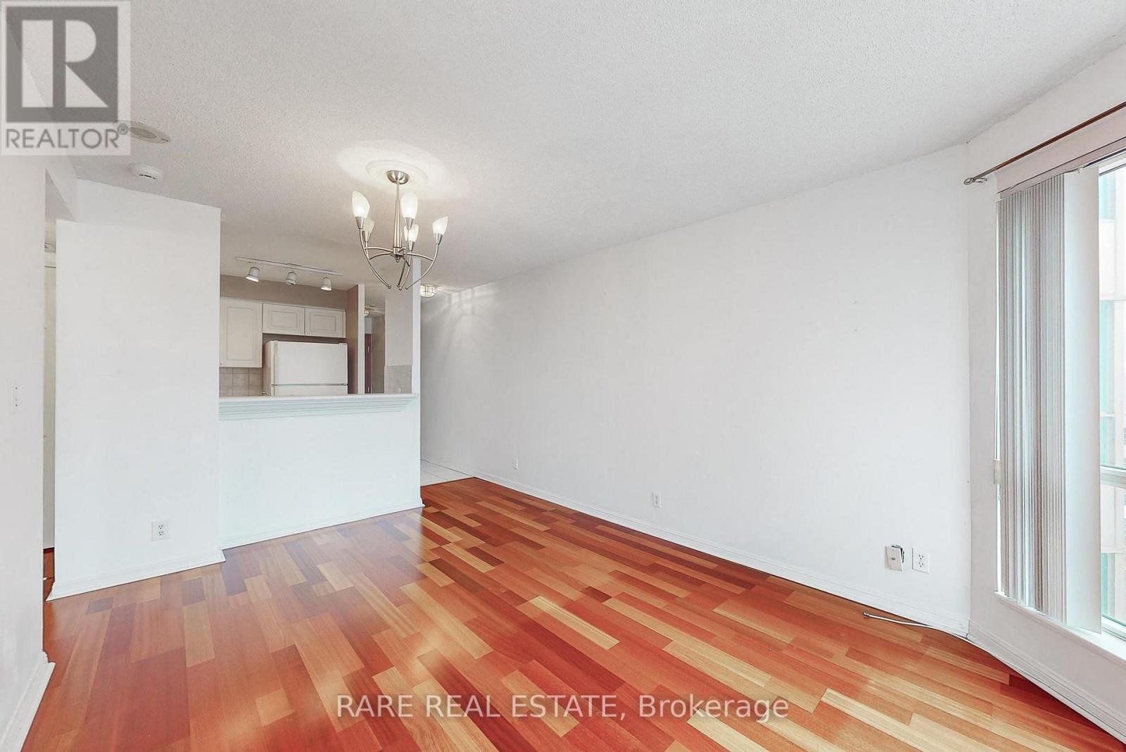 1016 - 11 Lee Centre Drive, Toronto, Ontario  M1H 3J5 - Photo 4 - E13626872