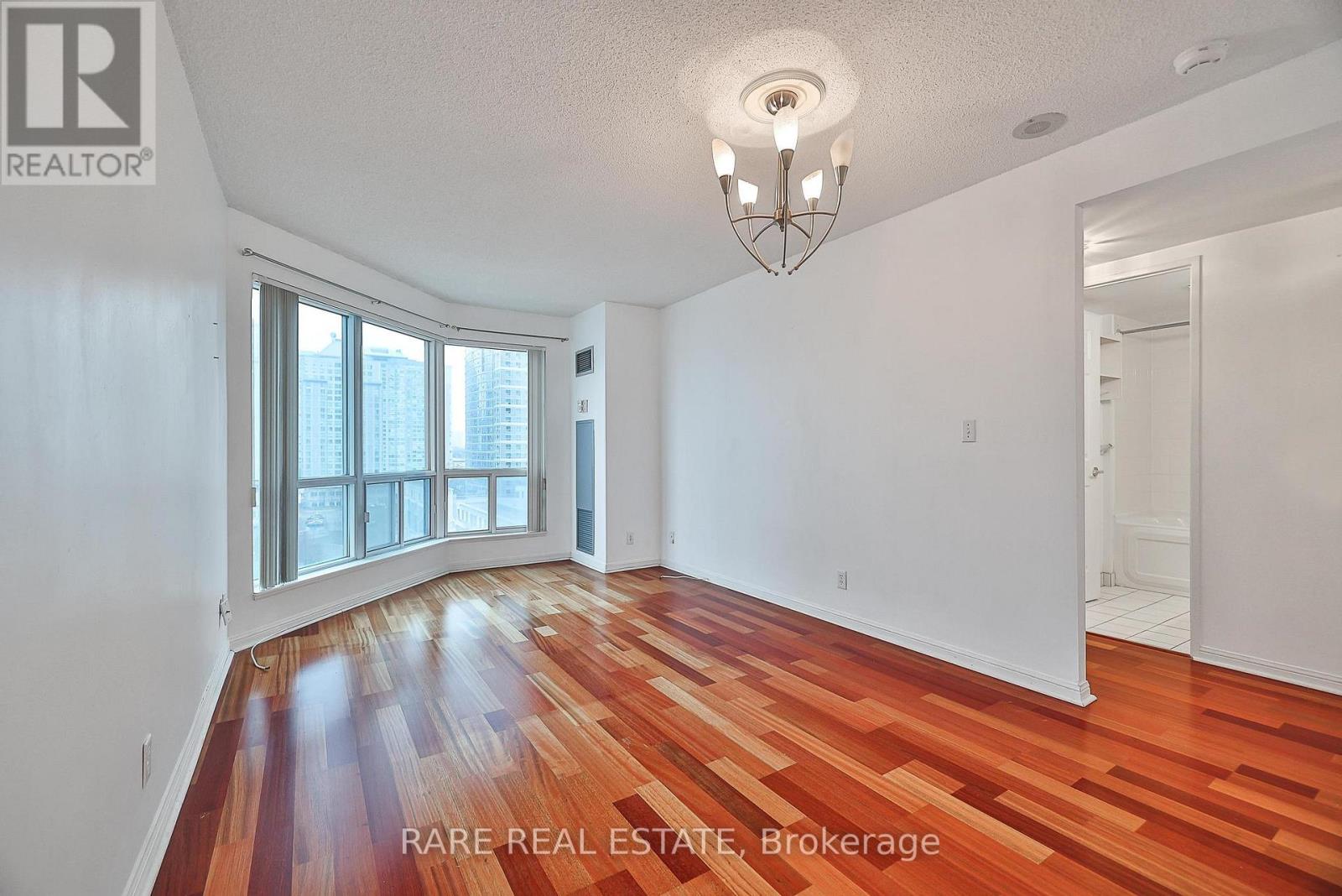 1016 - 11 Lee Centre Drive, Toronto, Ontario  M1H 3J5 - Photo 6 - E13626872