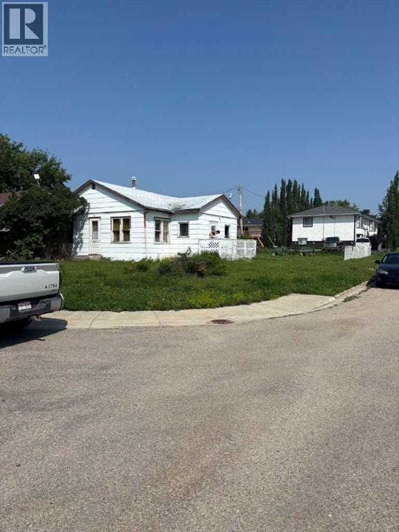 9302 105 Avenue, Grande Prairie, Alberta