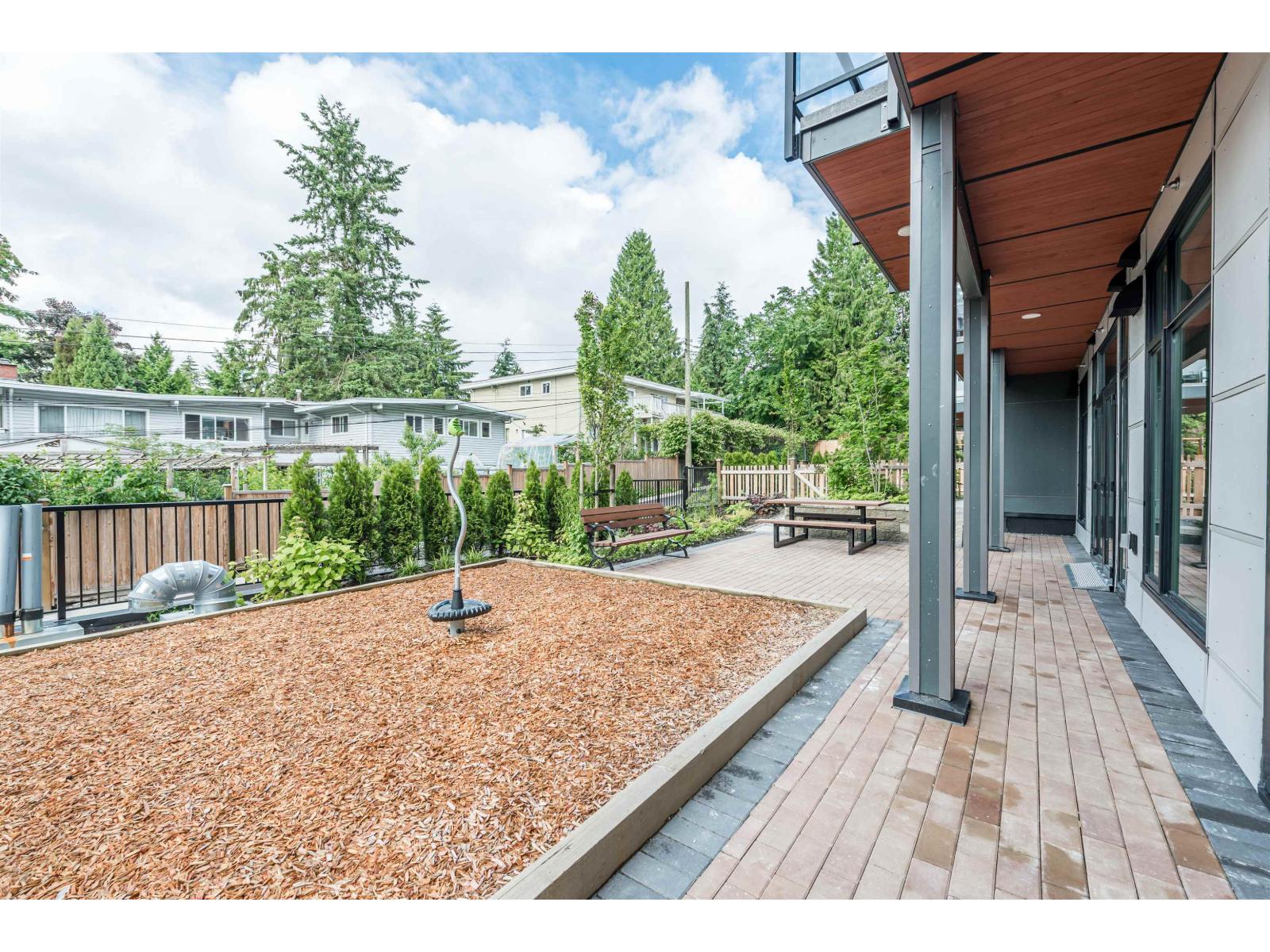 608 13799 101 Avenue, Surrey, British Columbia  V3T 0N9 - Photo 37 - R3151673