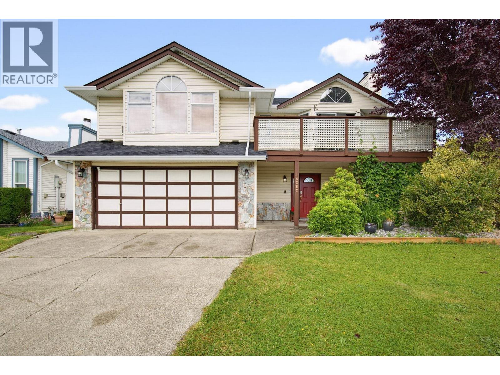 18862 Charnley Court, Pitt Meadows, British Columbia  V3Y 2K7 - Photo 2 - R3134563