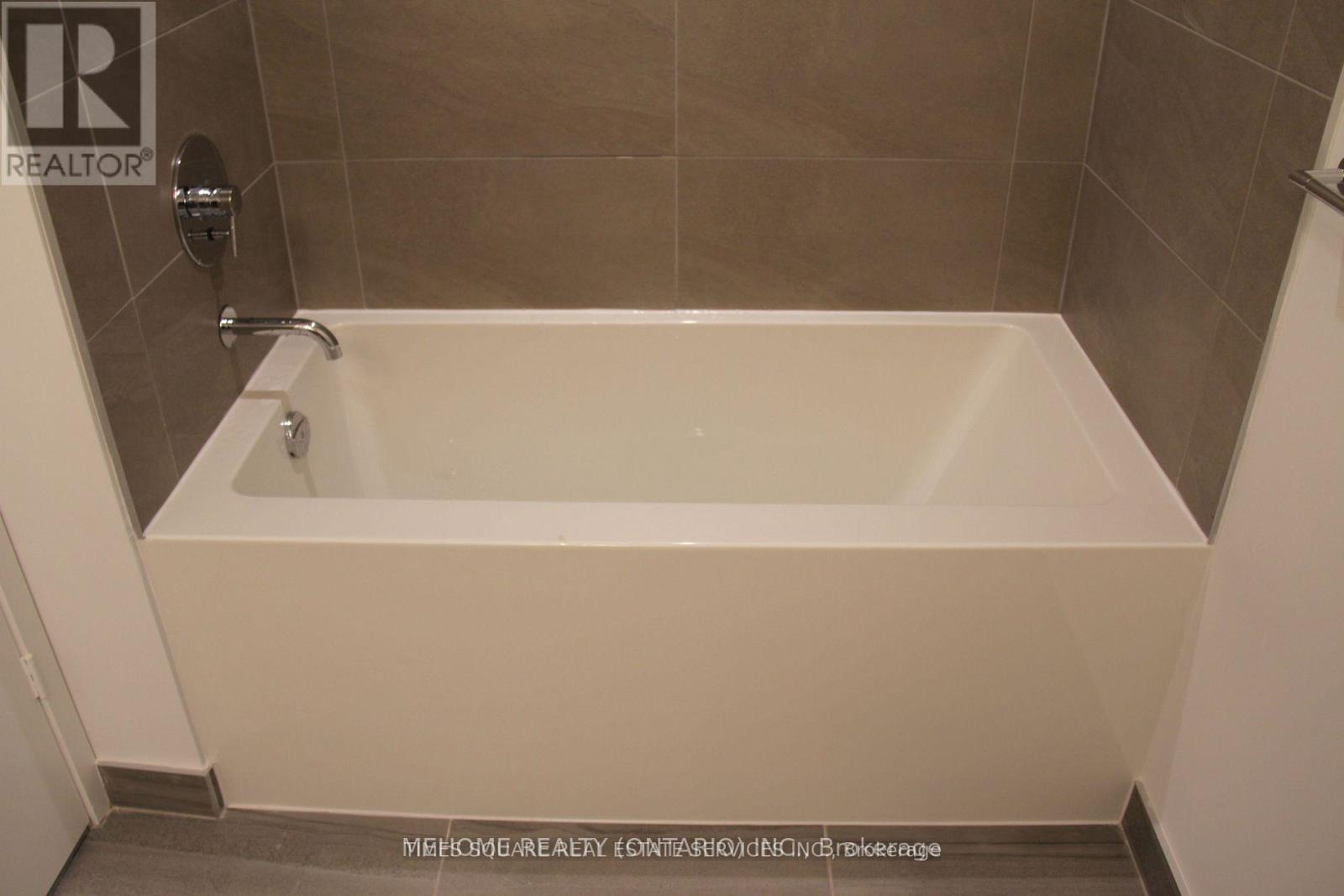 2711 - 5 Buttermill Avenue, Vaughan, Ontario  L4K 0J5 - Photo 10 - N13626750