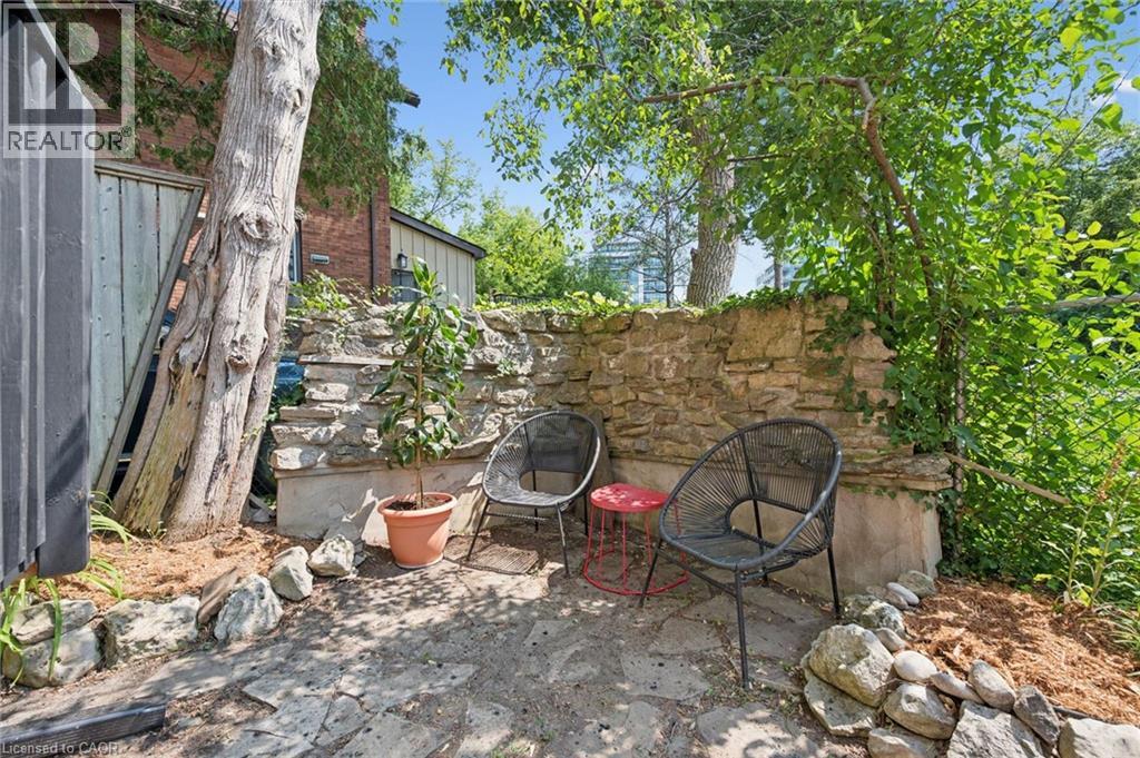 131 Surrey Street E, Guelph, Ontario  N1H 3R1 - Photo 34 - 40842679