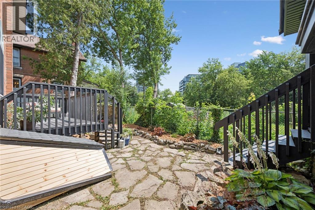 131 Surrey Street E, Guelph, Ontario  N1H 3R1 - Photo 35 - 40842679