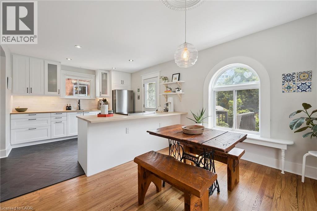 131 Surrey Street E, Guelph, Ontario  N1H 3R1 - Photo 11 - 40842679