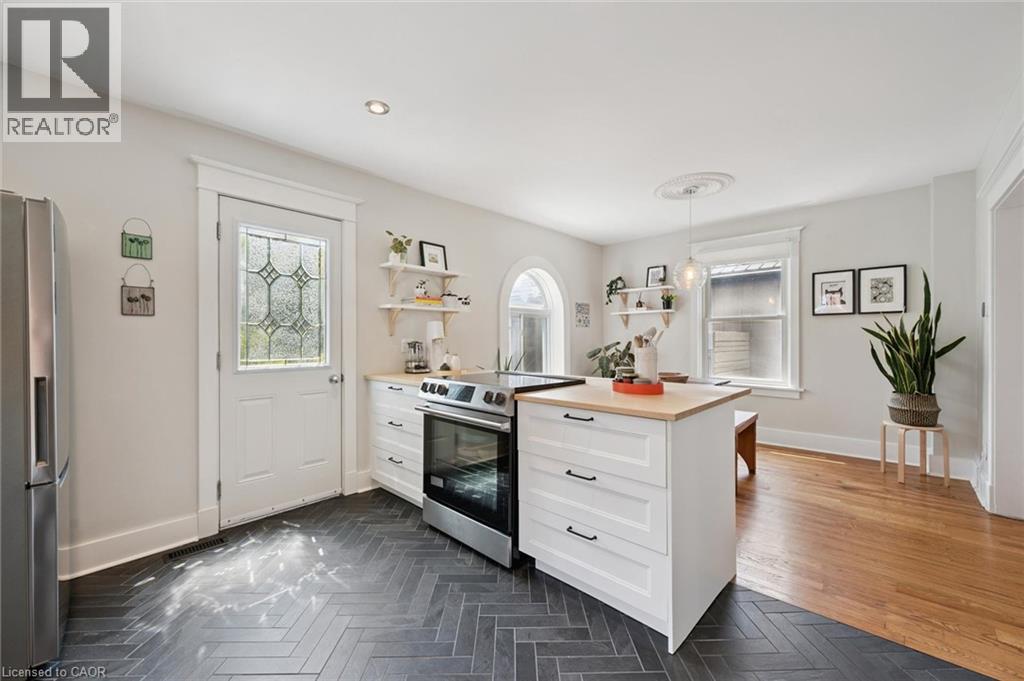 131 Surrey Street E, Guelph, Ontario  N1H 3R1 - Photo 16 - 40842679