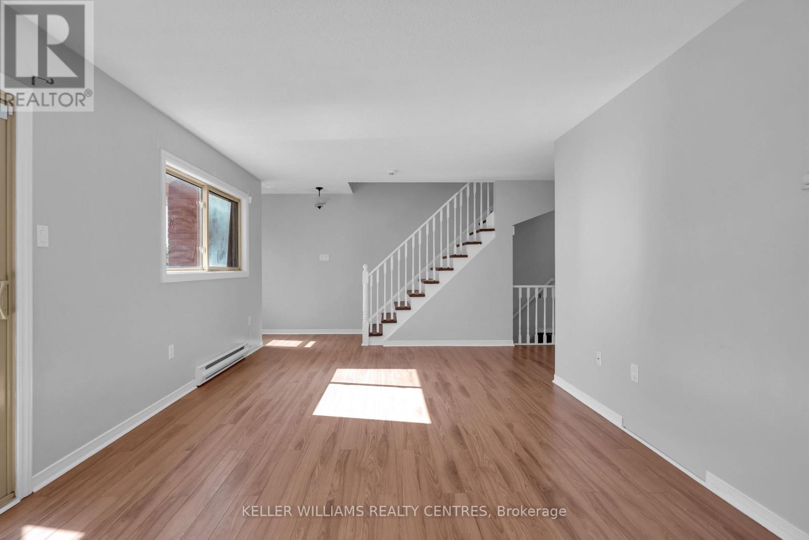 2 - 22 Meadow Lane, Barrie, Ontario  L4N 7K2 - Photo 8 - S13626670