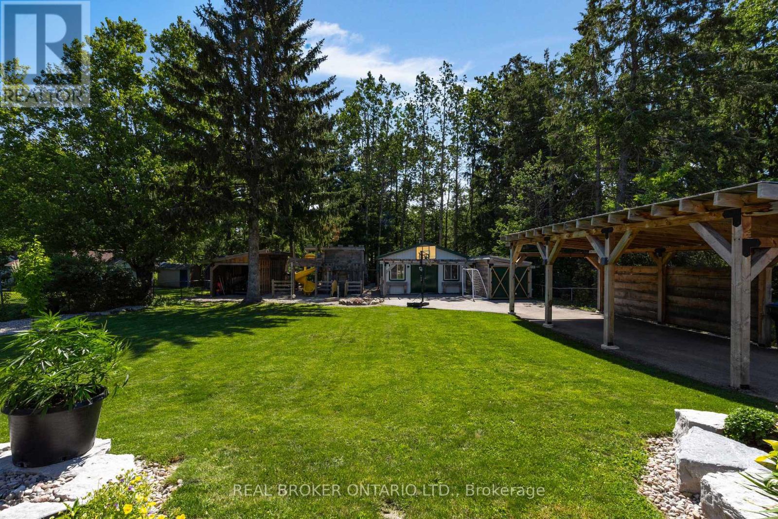 975 Sunnidale Road, Springwater, Ontario  L9X 0T6 - Photo 2 - S13626754