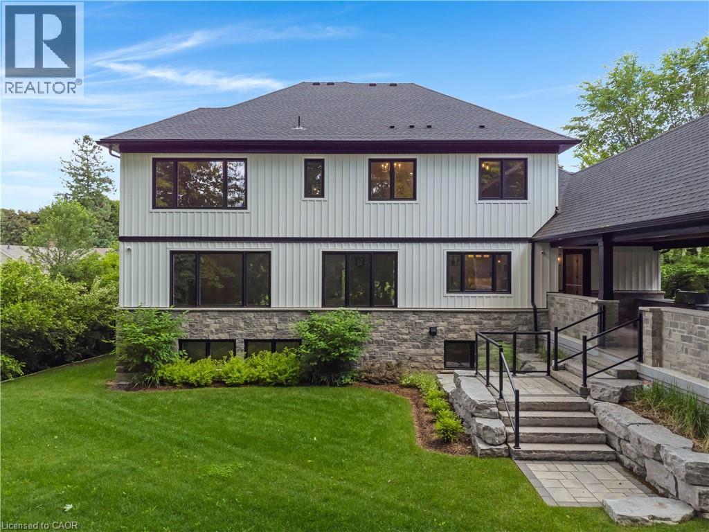 230 Stanley Drive, Waterloo, Ontario  N2L 1H7 - Photo 4 - 40842745