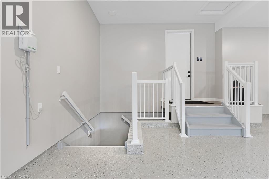 230 Stanley Drive, Waterloo, Ontario  N2L 1H7 - Photo 47 - 40842745