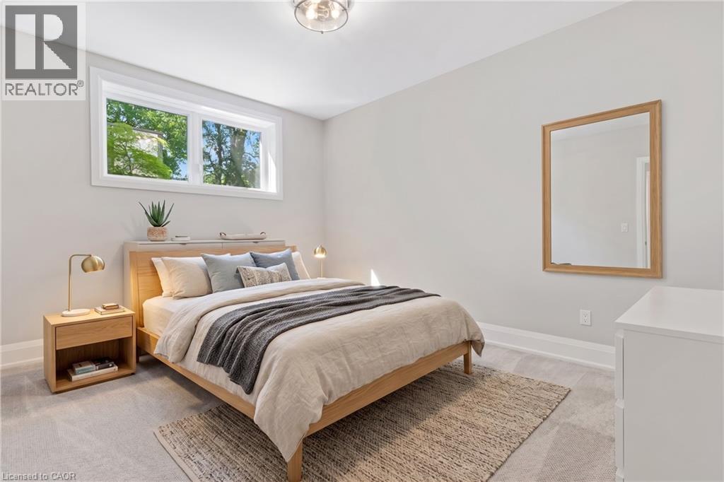 230 Stanley Drive, Waterloo, Ontario  N2L 1H7 - Photo 45 - 40842745