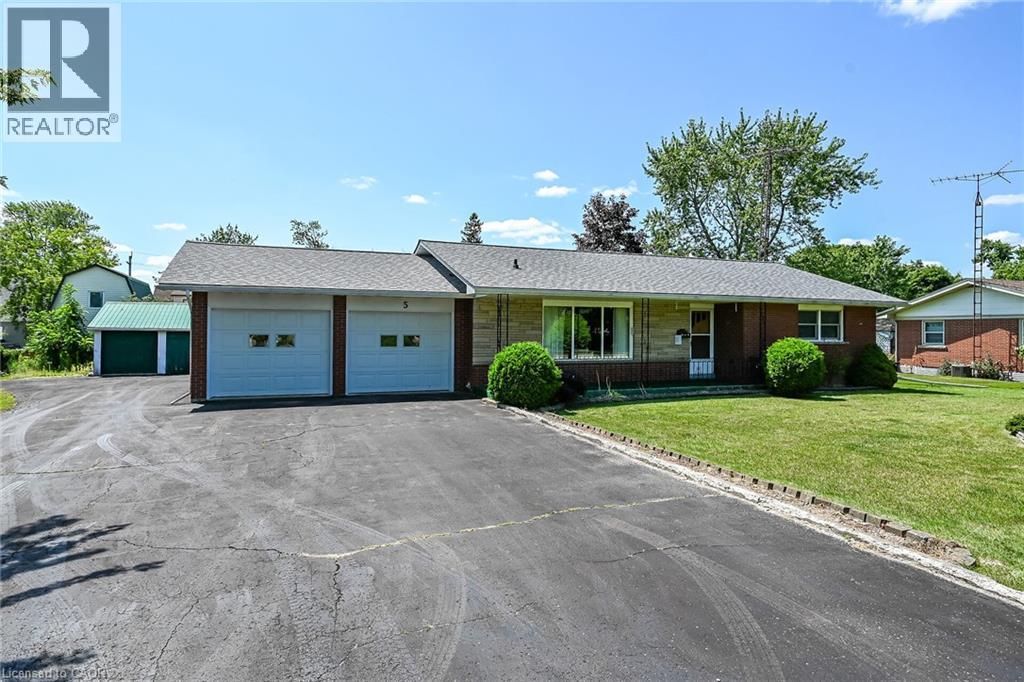 1 KEEN Street, Jarvis, Ontario