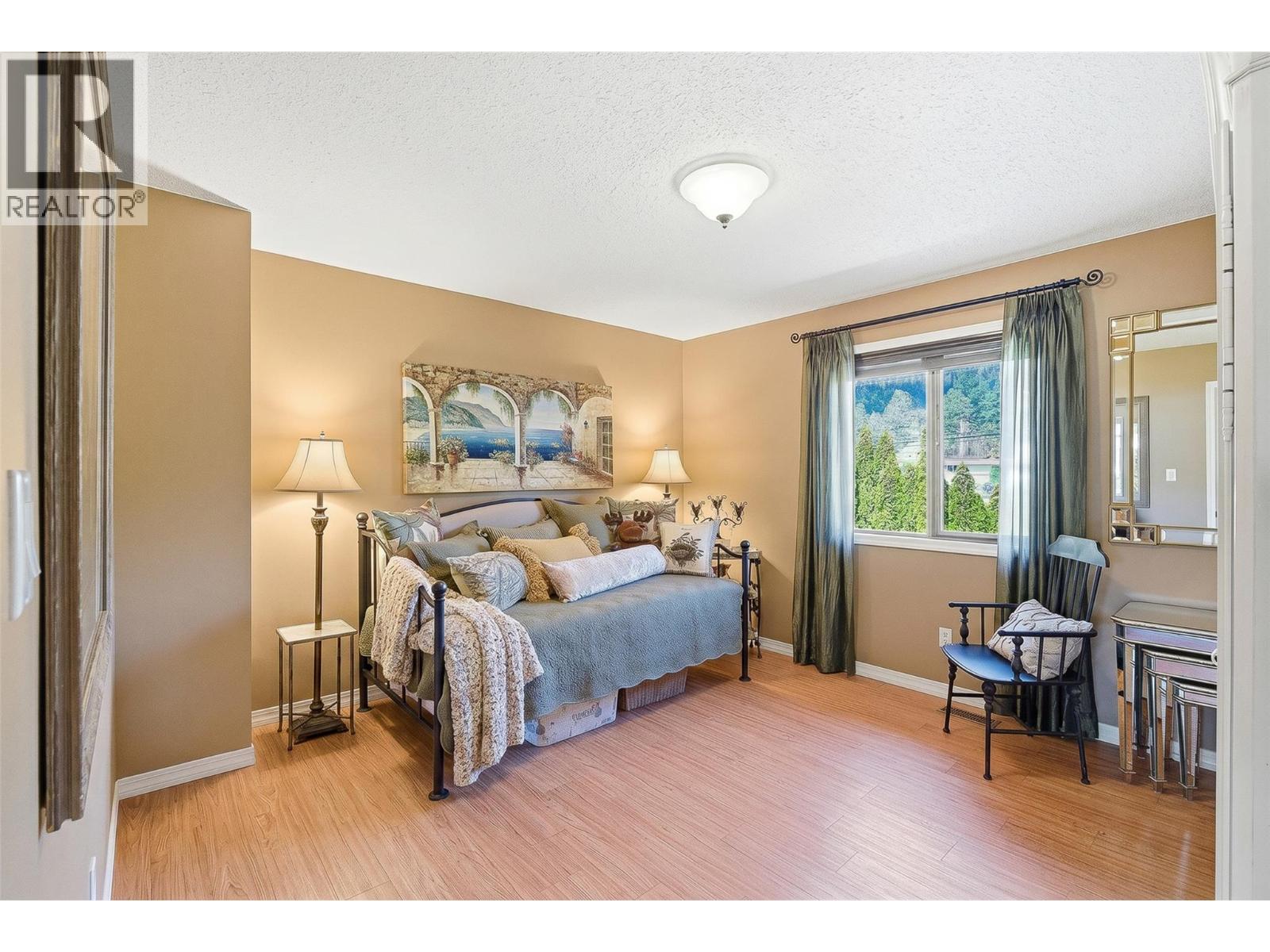 2463 Irvine Avenue, Merritt, British Columbia  V1K 4H4 - Photo 22 - 10384982