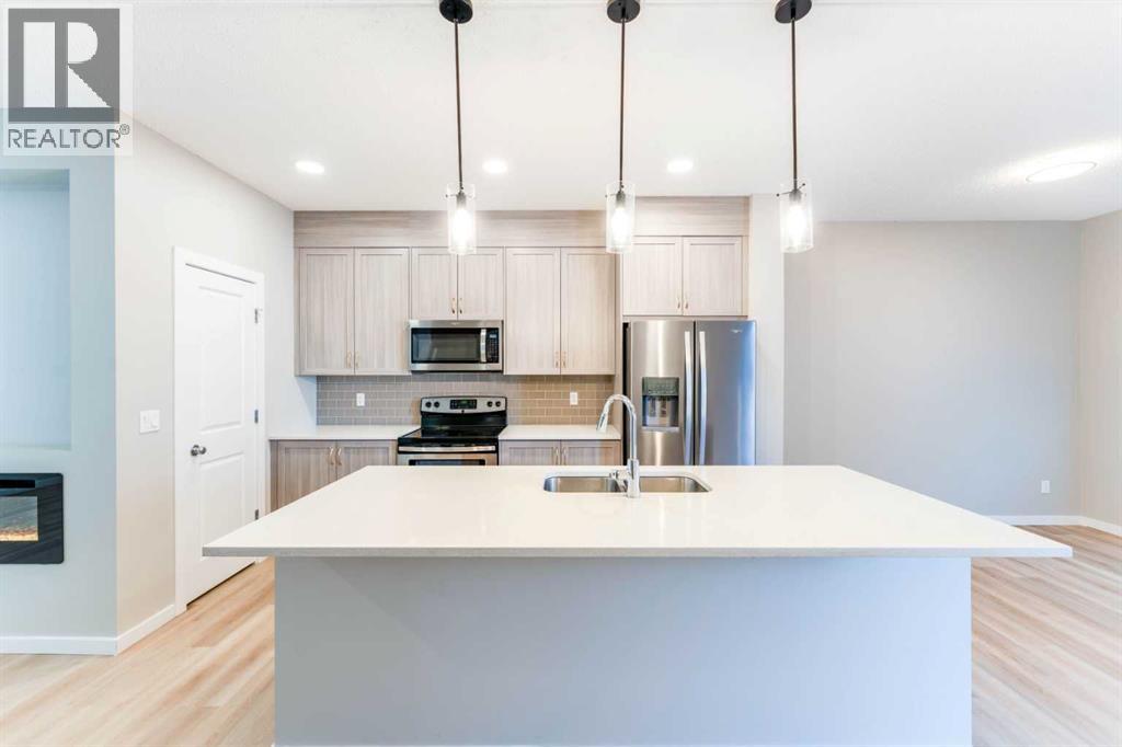 105 Highview Gate SE, Airdrie, Alberta  T4A 3L6 - Photo 11 - A2331990