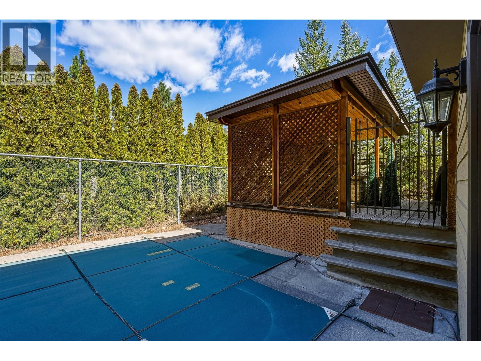 2463 Irvine Avenue, Merritt, British Columbia  V1K 4H4 - Photo 46 - 10384982