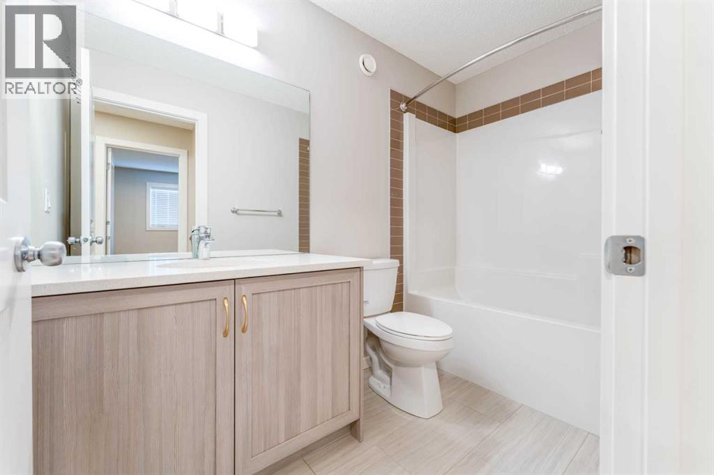 105 Highview Gate SE, Airdrie, Alberta  T4A 3L6 - Photo 18 - A2331990