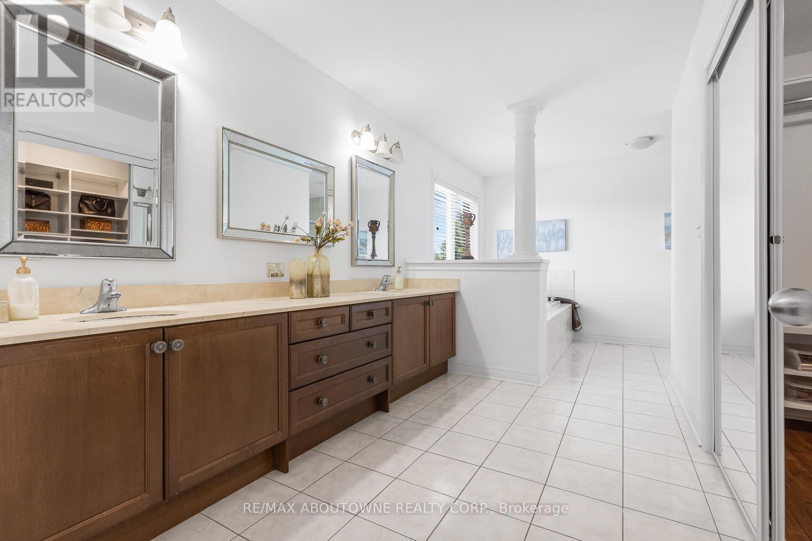 3308 Liptay Avenue, Oakville, Ontario  L6M 0N1 - Photo 26 - W13626770