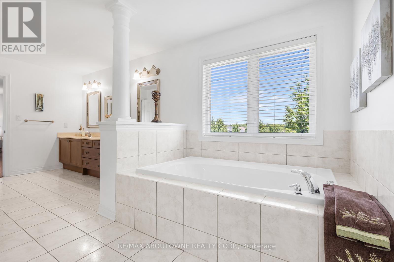 3308 Liptay Avenue, Oakville, Ontario  L6M 0N1 - Photo 28 - W13626770