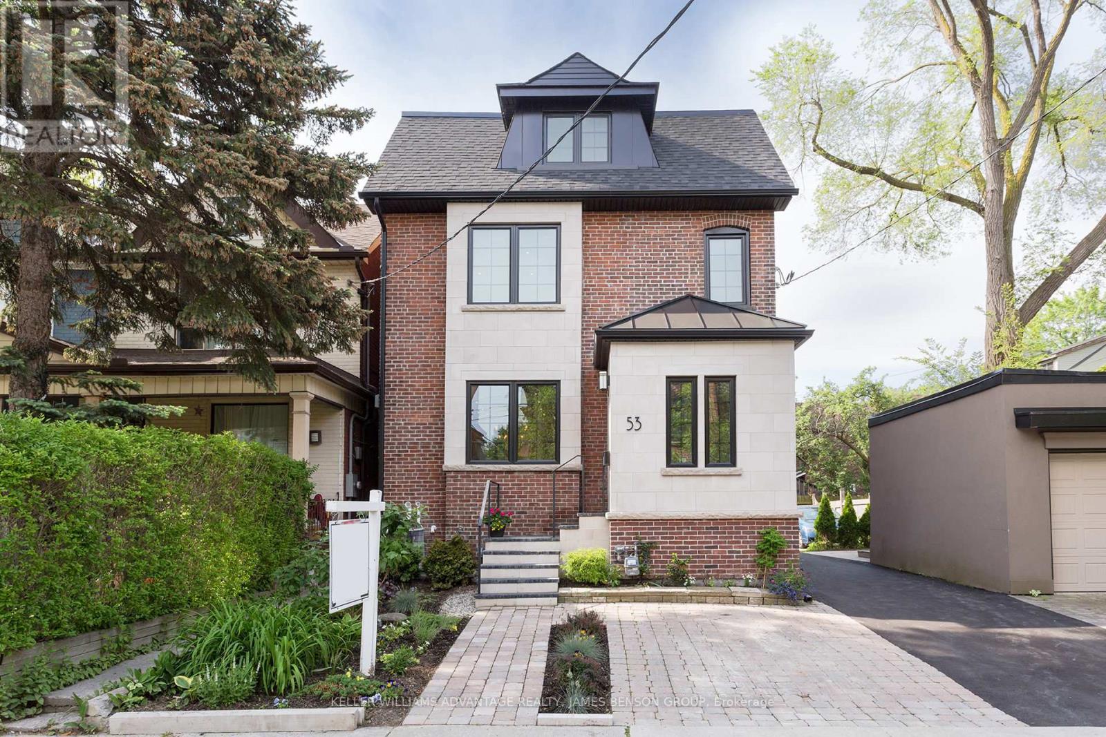 Lower - 53 Pearson Avenue, Toronto, Ontario  M6R 1G3 - Photo 8 - W13626824