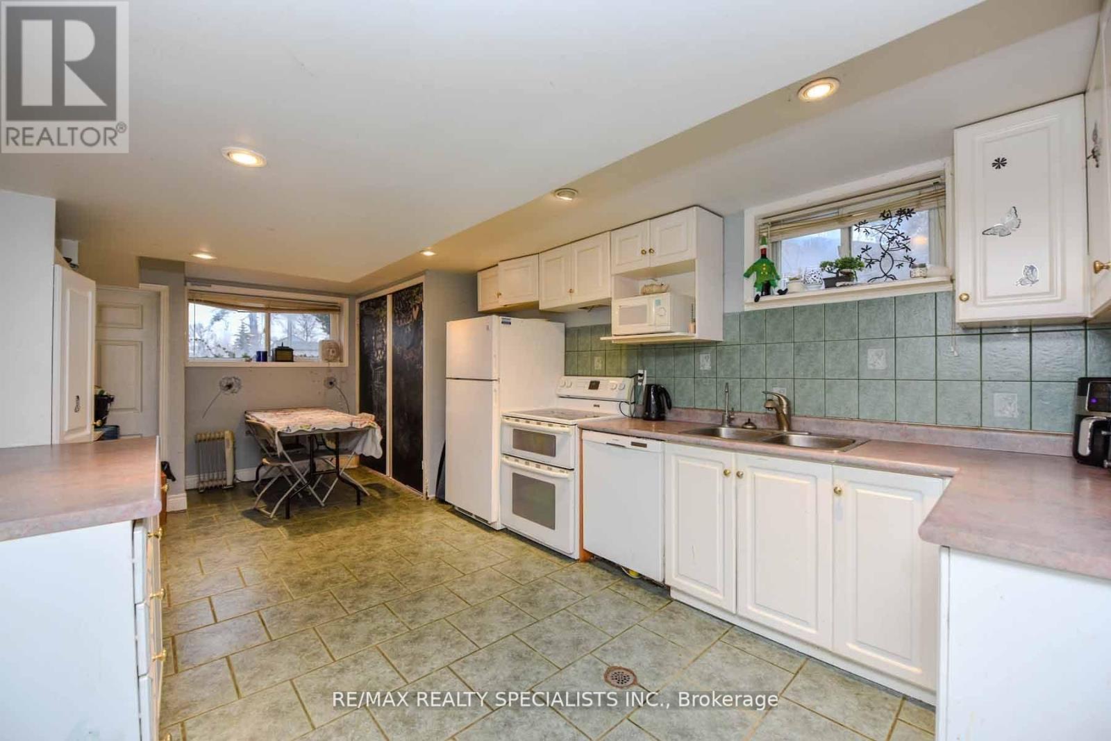 8136 Hornby Road, Halton Hills, Ontario  L0P 1E0 - Photo 20 - W13626834