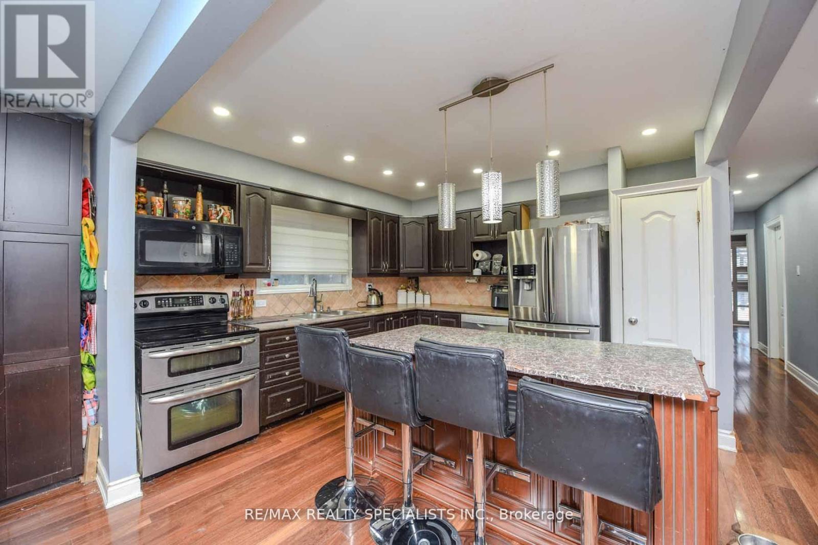 8136 Hornby Road, Halton Hills, Ontario  L0P 1E0 - Photo 8 - W13626834